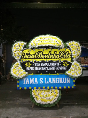 Papan Bunga Duka di Kadungora